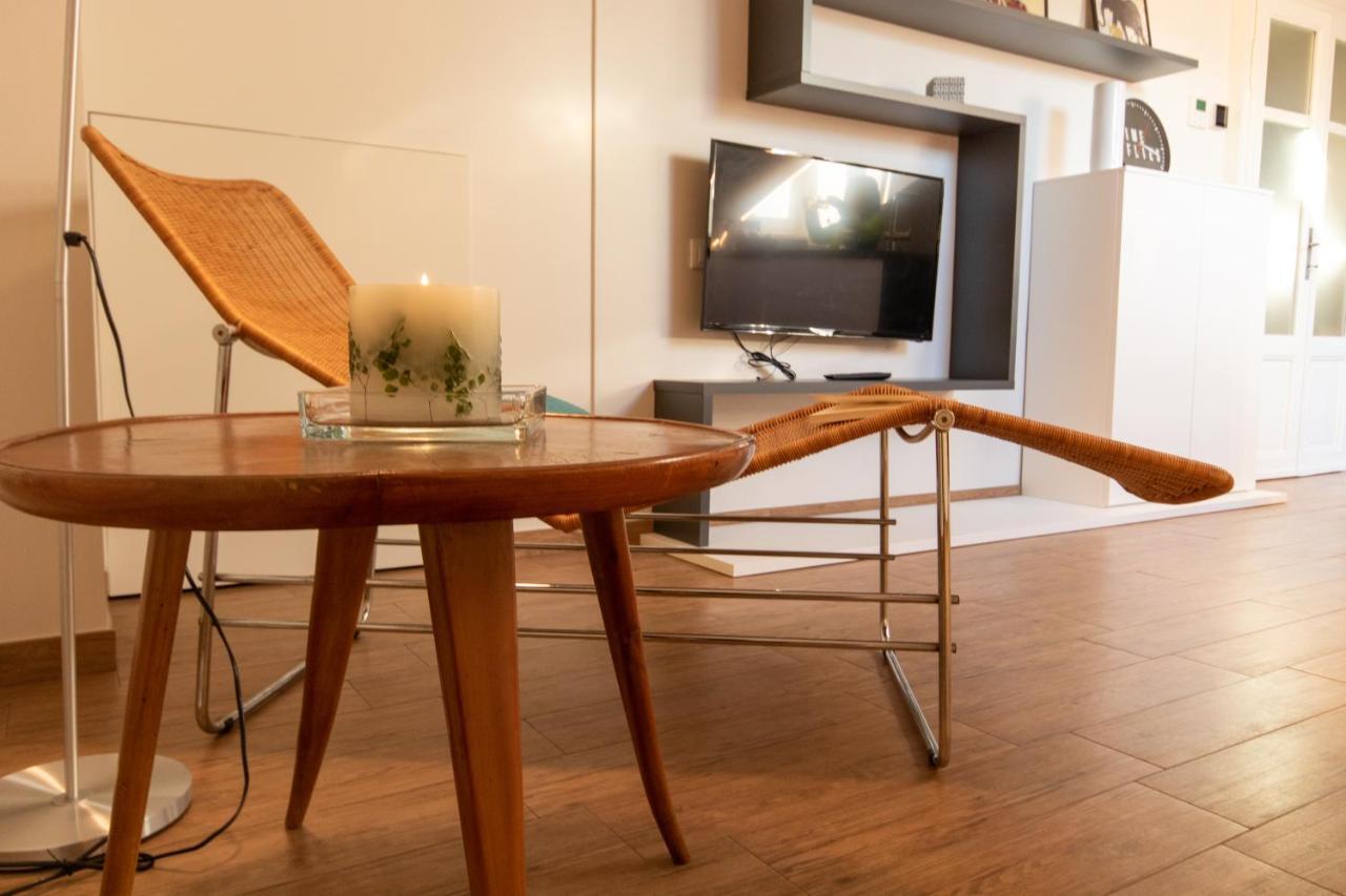 Aqualago Casa Vacanze Suite ヴェルバーニア エクステリア 写真