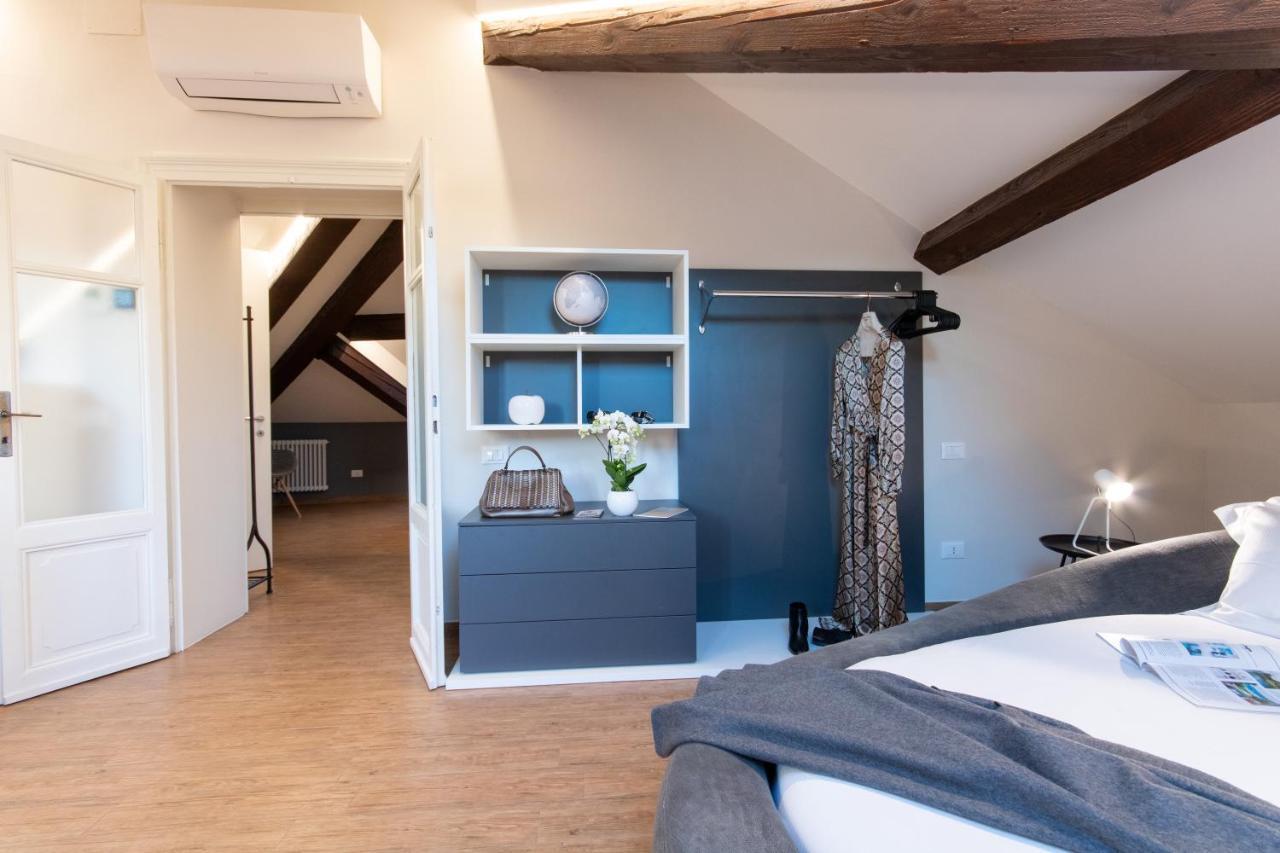 Aqualago Casa Vacanze Suite ヴェルバーニア エクステリア 写真