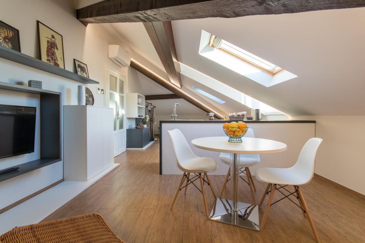 Aqualago Casa Vacanze Suite ヴェルバーニア エクステリア 写真
